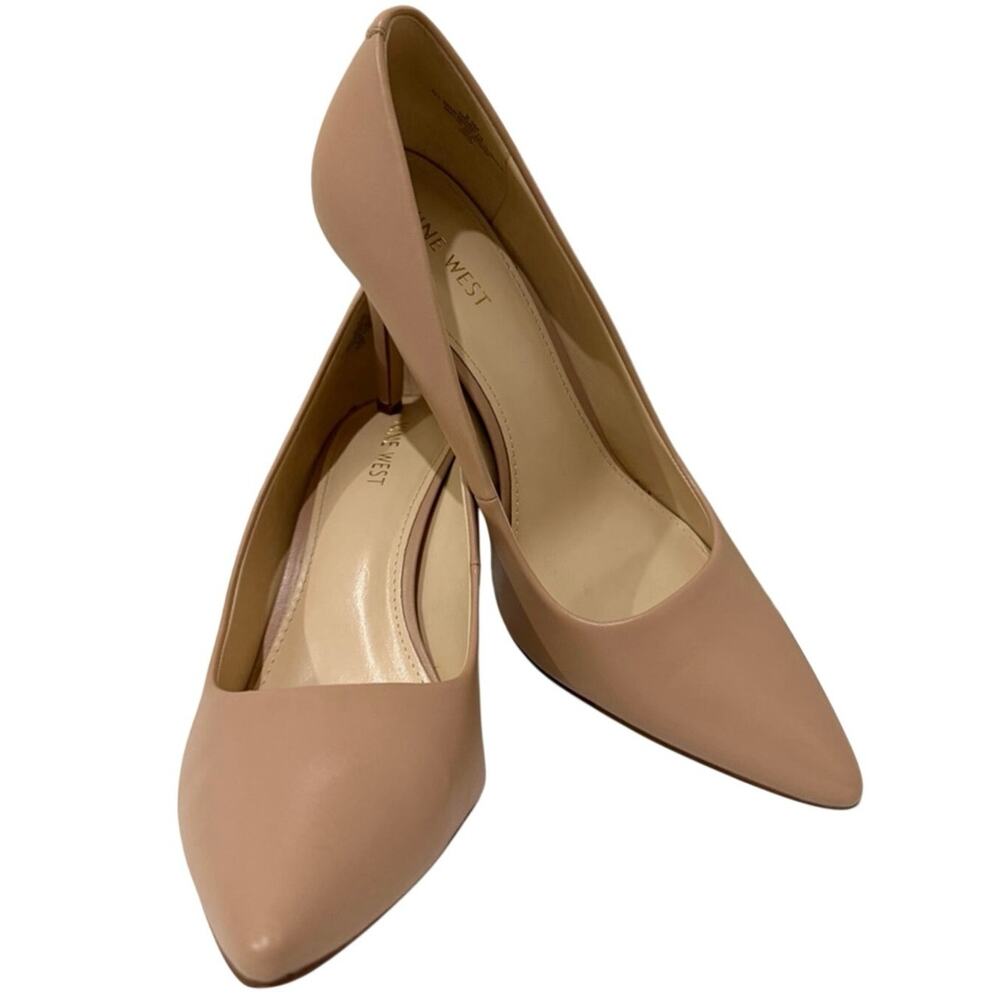 Nine West Nude Pointed-Toe Pumps 9.5 EUC